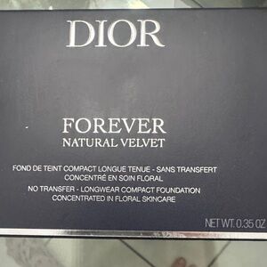 Dior Forever Natural Velvet Foundation